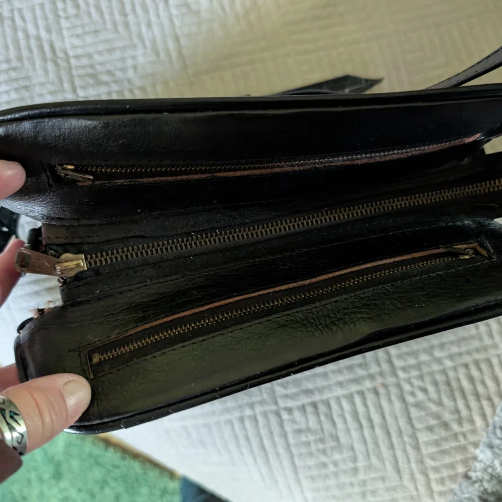 Hand Tooled Elegant Black Embossed Leather Purse